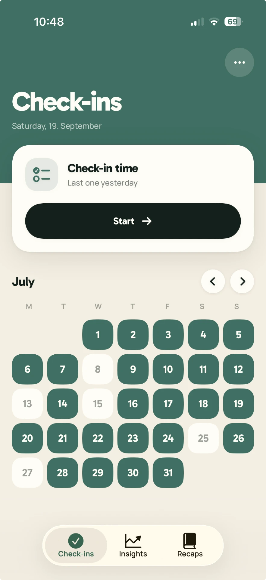 Oyzeera check-ins screen with calendar